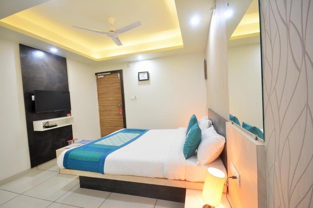 Hotel Sigma Inn Ahmedabad Eksteriør billede