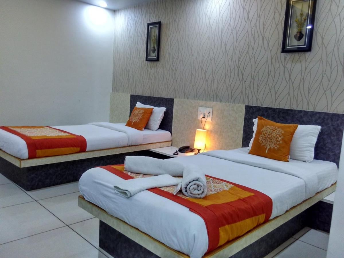 Hotel Sigma Inn Ahmedabad Eksteriør billede