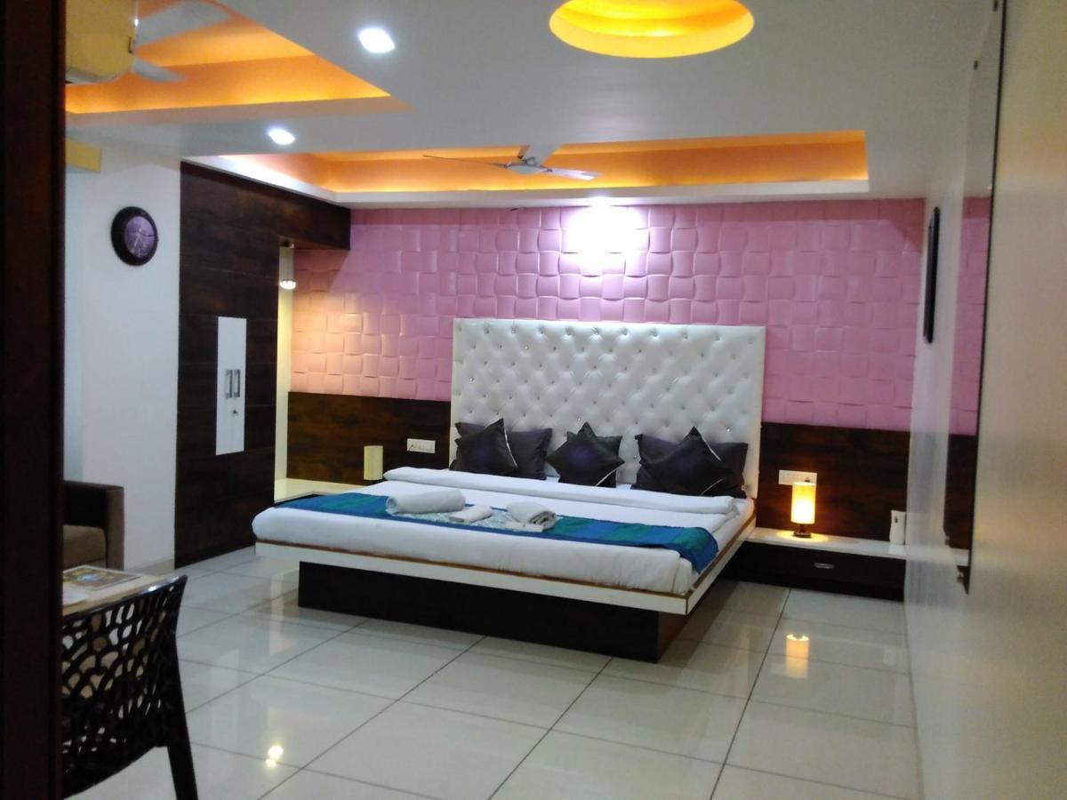Hotel Sigma Inn Ahmedabad Eksteriør billede