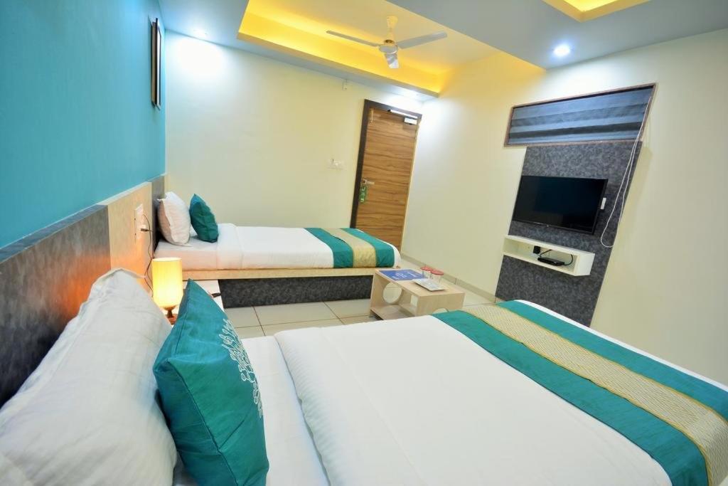 Hotel Sigma Inn Ahmedabad Eksteriør billede